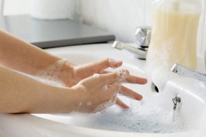 lavado frecuente de manos 